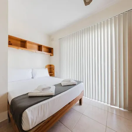 アパート Seafront With Stunning Views Of Ghadira *