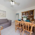 Seafront With Stunning Views Of Ghadira Appartamento *