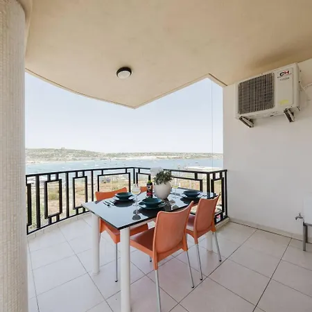 Appartement Ghadira Bay 2bed With Seaviews By Homely! Is-Sellum