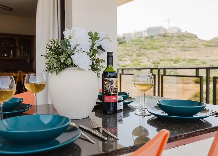 Apartamento Seafront With Stunning Views Of Ghadira *