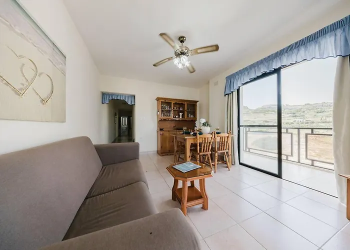 Apartamento Seafront With Stunning Views Of Ghadira Is-Sellum